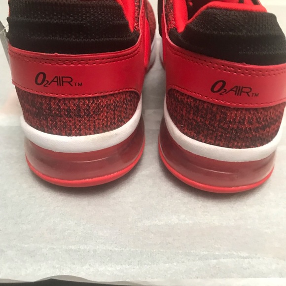 ATHLETIC WORKS  BOY & YOUTH SNEAKERS SHOES O2 AIR COMFORT TECHNOLOGY. BRAND NEW - Picture 6 of 8